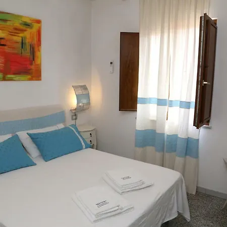 Il Tramonto 4* 卡斯特尔萨多